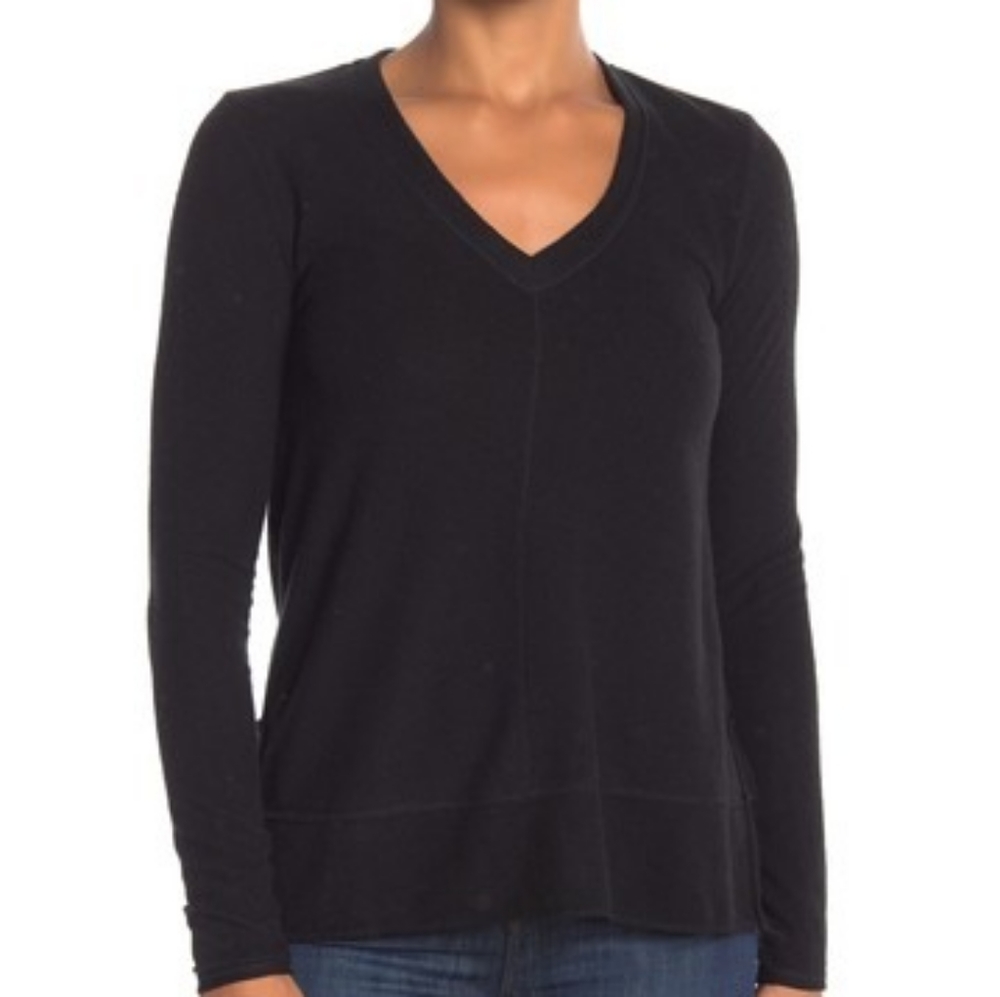H by Bordeaux | Exposed Seam V neck sweater NWT